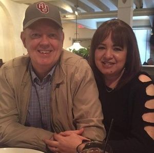 Meet your Posher, Wayne y josefina